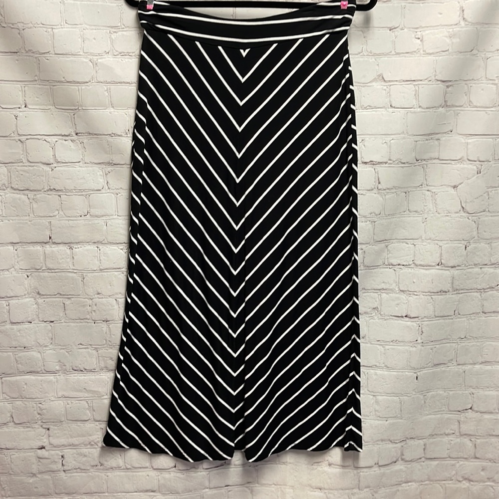 Petite, Liz Claiborne Black/White Maxi skirt